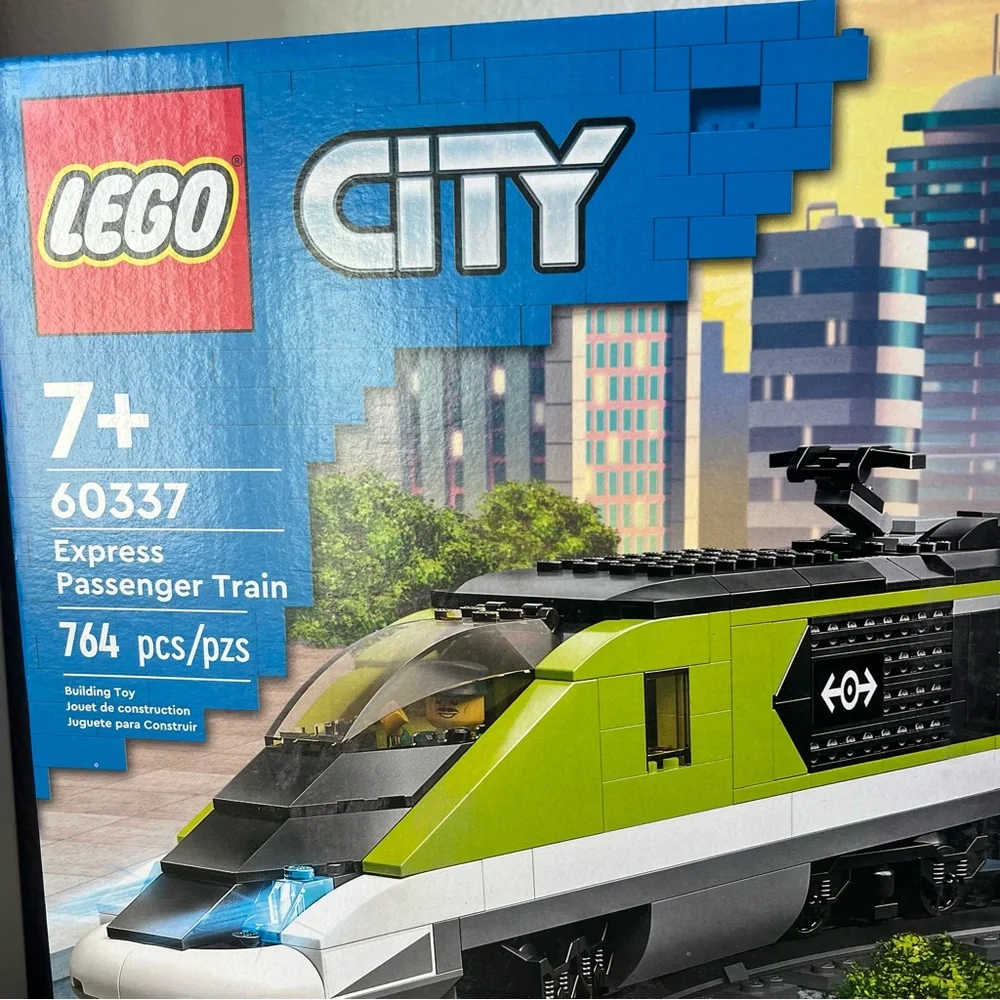 LEGO City 60337 Express Passenger Train New Sealed 7+ 764pcs Powered Up